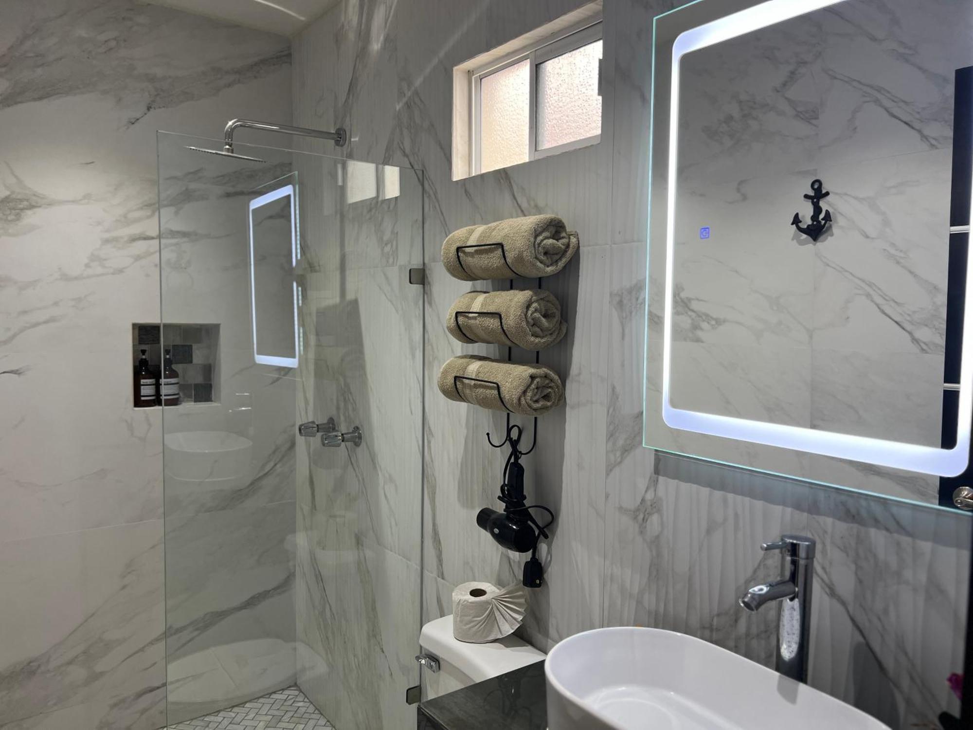 Ancla Suites Hotel - 2 Bedroom Apartments Rocky Point Exterior photo